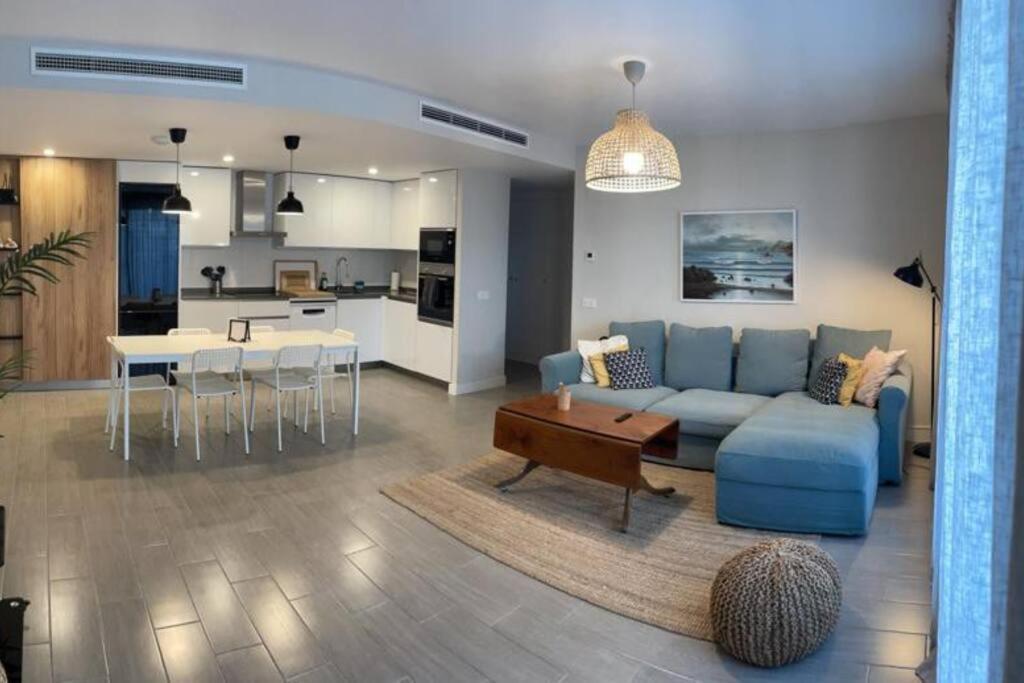 Apartamento Duna Beach Primera Linea De Playa تورّوكس كوستا المظهر الخارجي الصورة