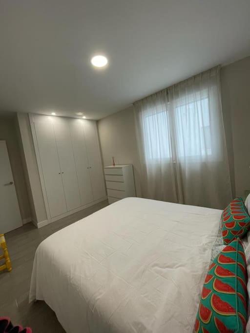 Apartamento Duna Beach Primera Linea De Playa تورّوكس كوستا المظهر الخارجي الصورة