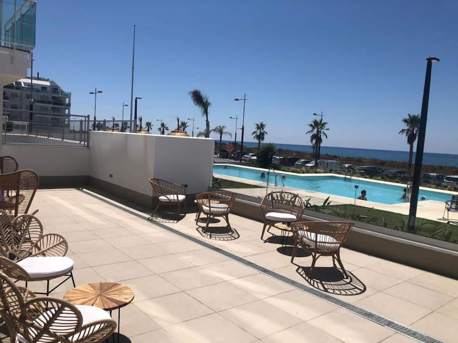 Apartamento Duna Beach Primera Linea De Playa تورّوكس كوستا المظهر الخارجي الصورة